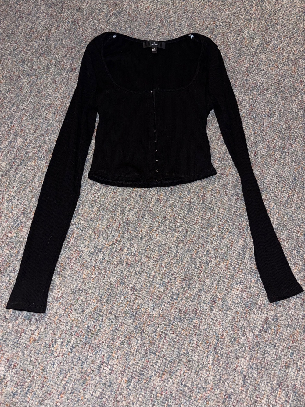 Lulu's Black Ribbed Long Sleeve Scoop-Neck Button-Up Crop Top